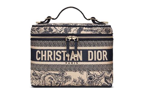 makeup bags dior|Dior makeup bag 2020.